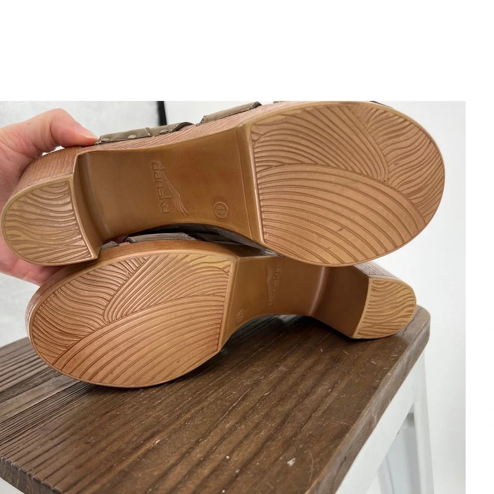 Dansko Tasha Taupe Nubuck Leather Cage Heel Sandals Size 42 Clog Platform